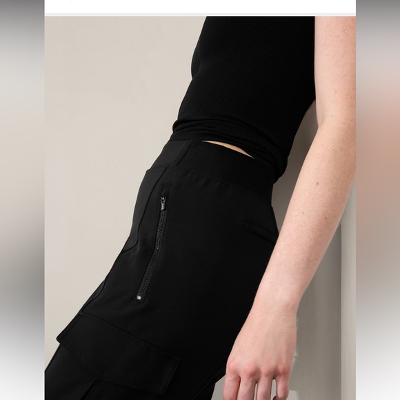 Athleta NWOT Endless Cargo Pant - Picture 2 of 16